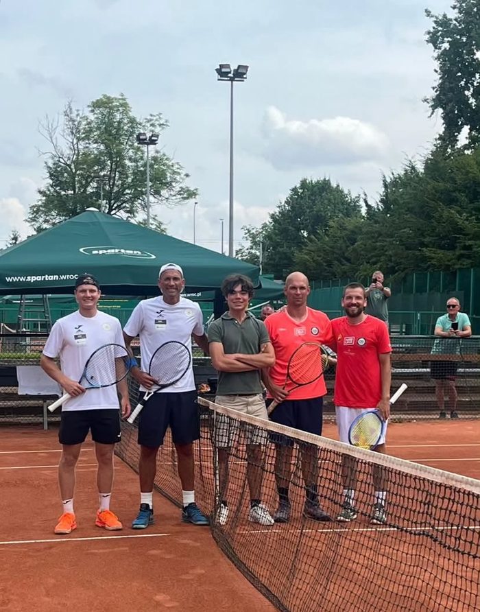 Jan Twarowski na turnieju Tenis Ligi